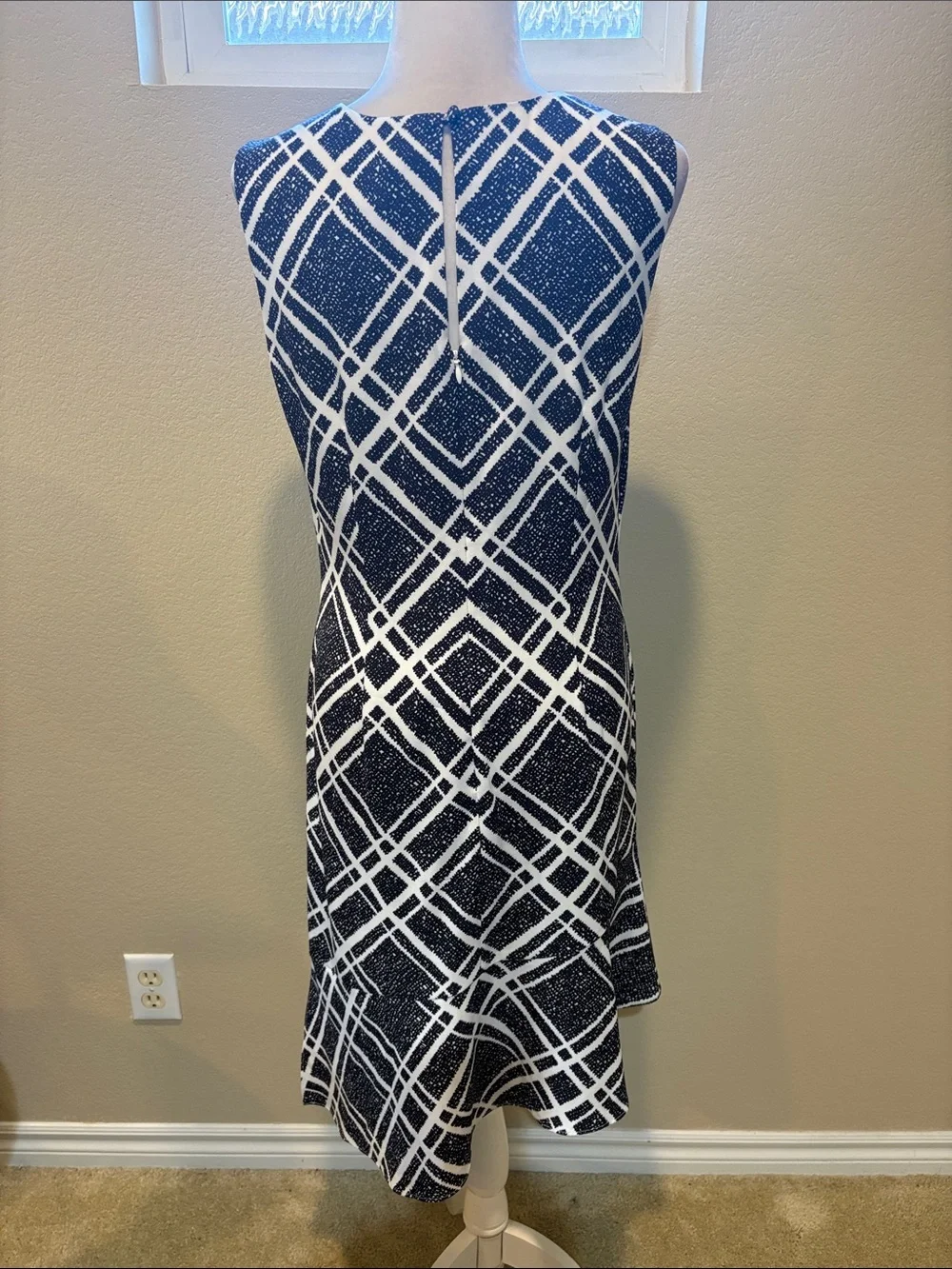 White House Black Market Black and White Plaid Midi Skirt-Size 8